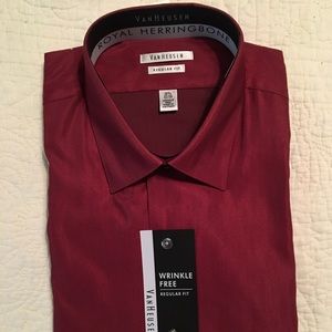 Van Heusen Men’s Regular Fit Dress Shirt